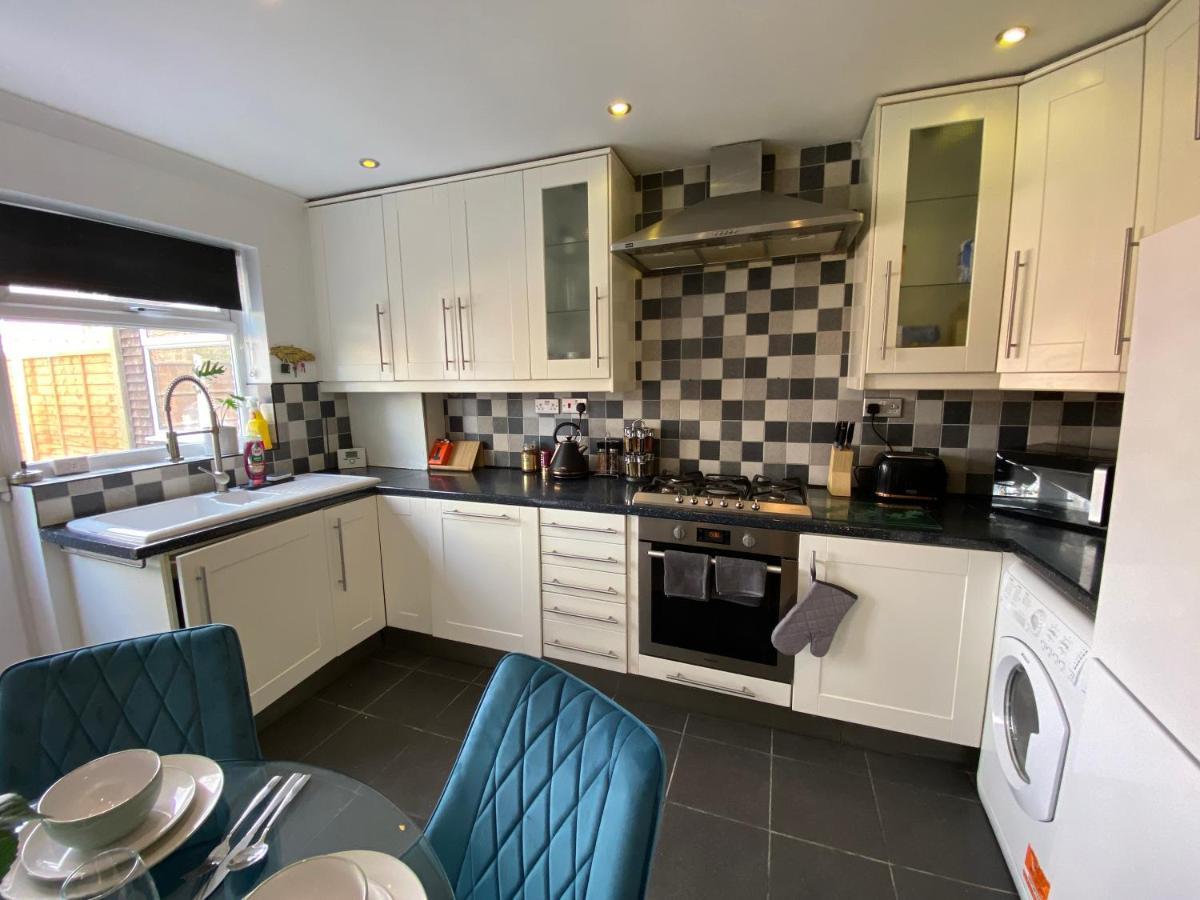 Host & Stay - Cotman Close Milton Keynes Exterior foto