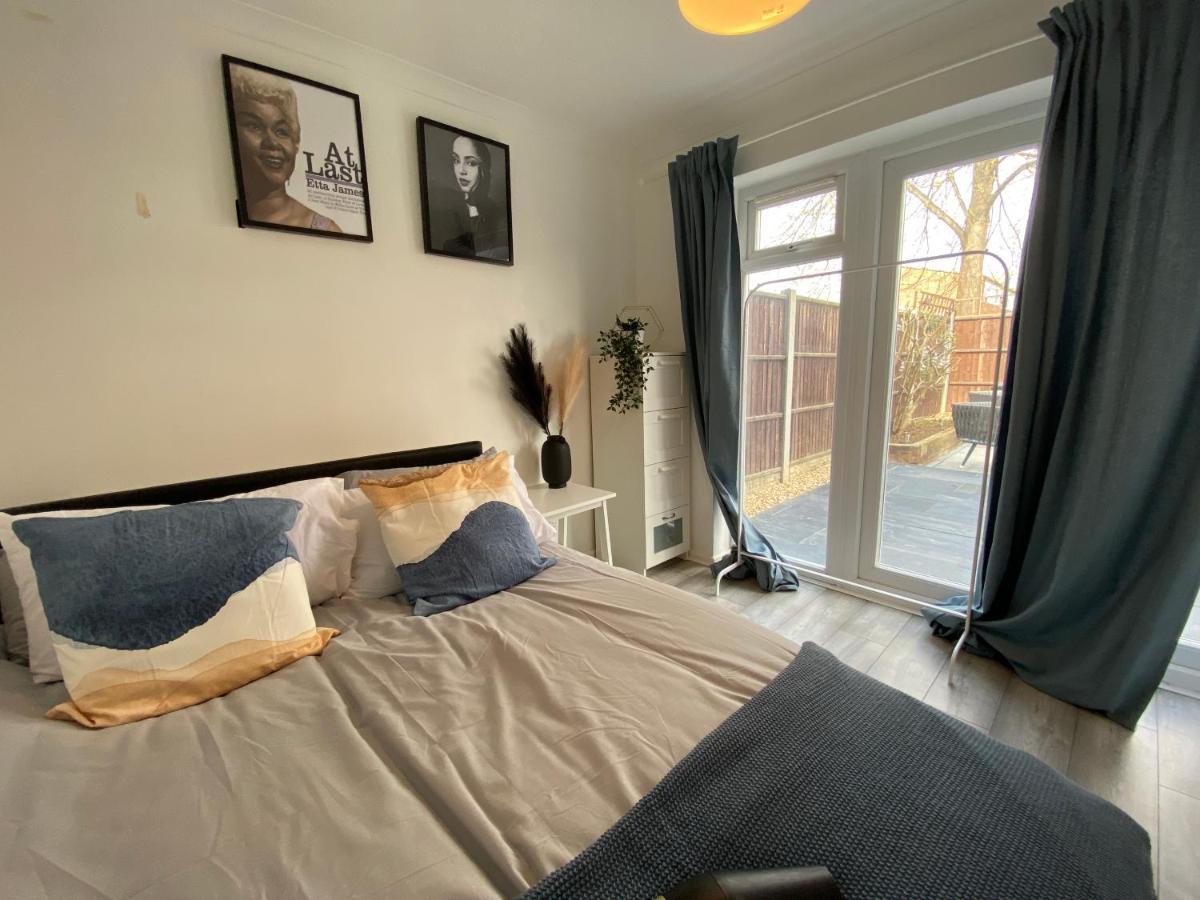 Host & Stay - Cotman Close Milton Keynes Exterior foto
